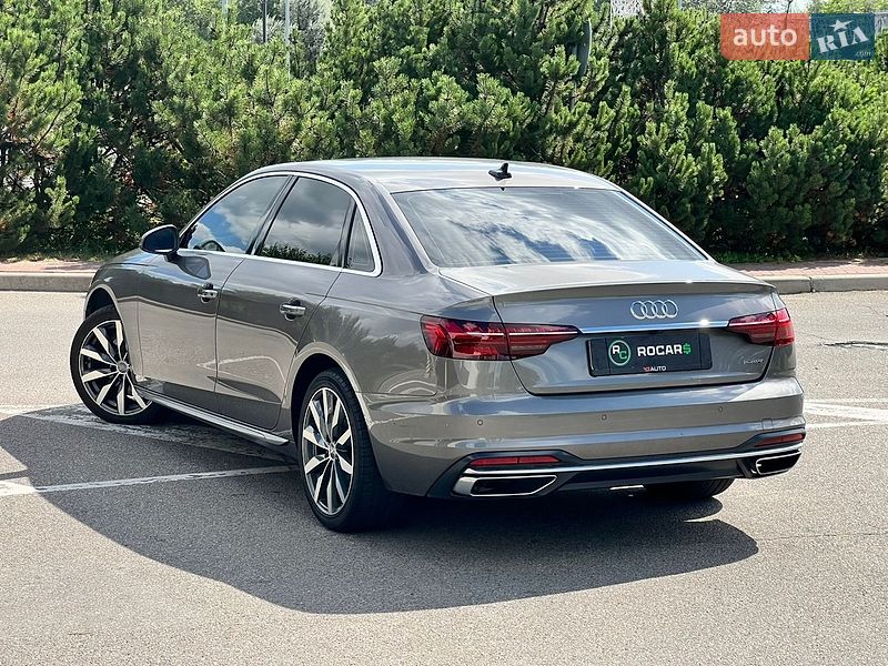 Седан Audi A4 2020 в Киеве