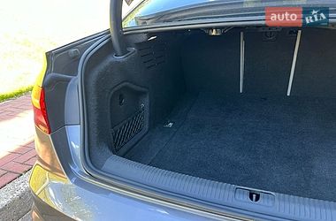 Седан Audi A4 2020 в Киеве