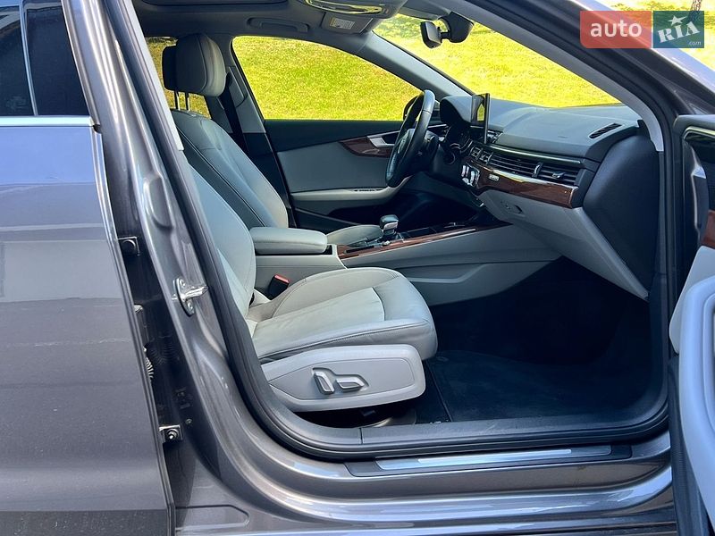 Седан Audi A4 2020 в Киеве