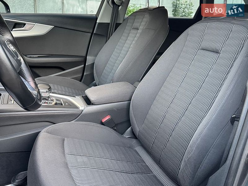 Універсал Audi A4 2016 в Дрогобичі