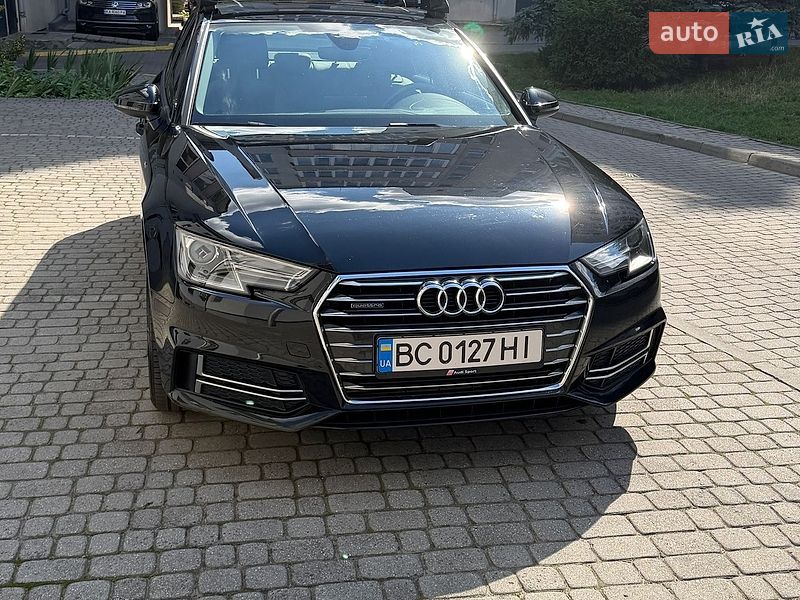 Седан Audi A4 2017 в Львове