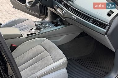 Седан Audi A4 2017 в Львове