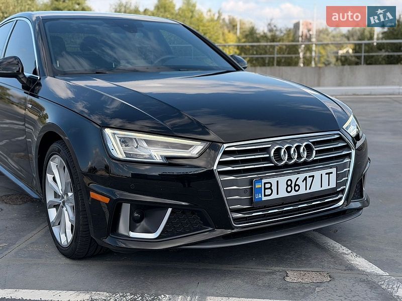 Седан Audi A4 2019 в Киеве