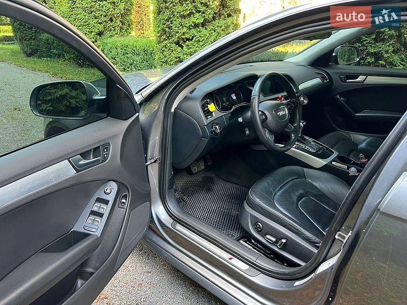 Седан Audi A4 2014 в Шумске