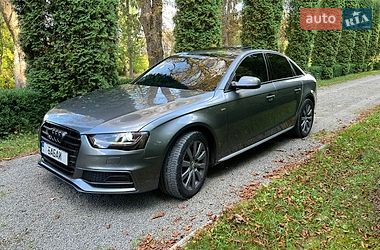 Седан Audi A4 2014 в Шумске