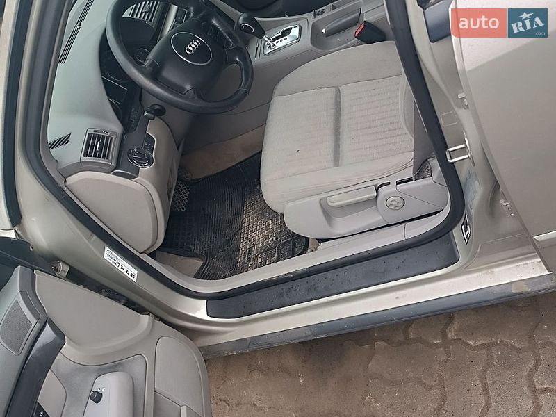Універсал Audi A4 2003 в Калуші