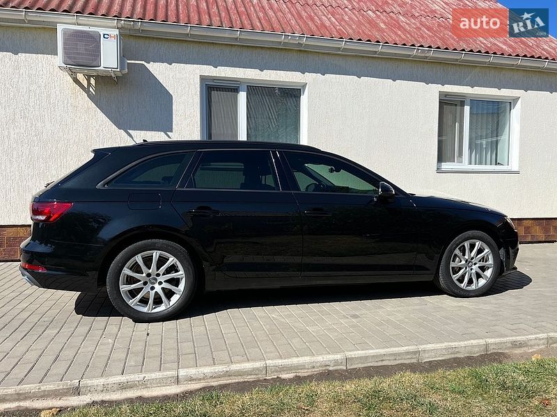 Универсал Audi A4 2018 в Христиновке