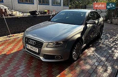 Седан Audi A4 2010 в Киеве