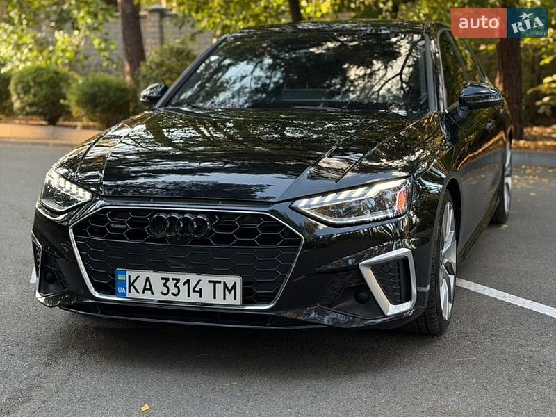 Седан Audi A4 2022 в Києві