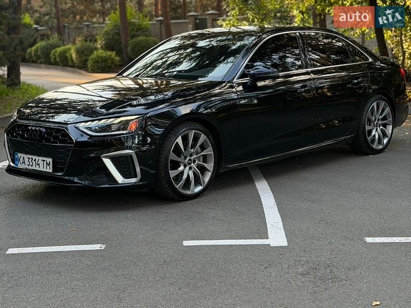 Седан Audi A4 2022 в Києві