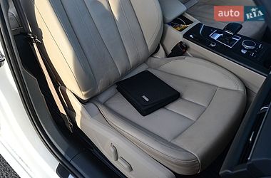 Седан Audi A4 2018 в Львові