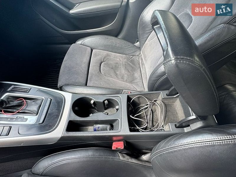 Седан Audi A4 2009 в Ровно
