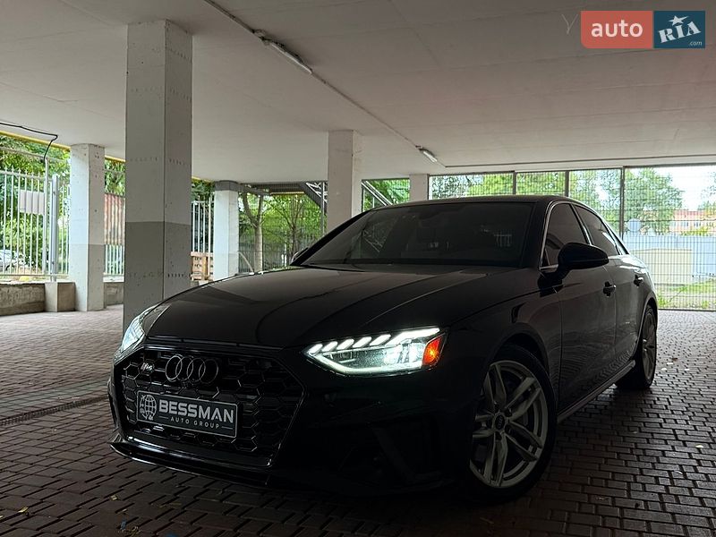 Audi A4 2022