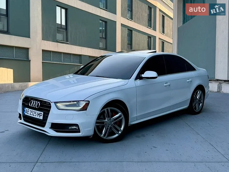 Audi A4 2014