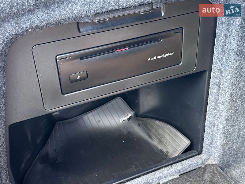 Седан Audi A4 2005 в Харькове