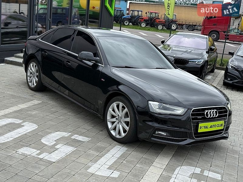 Седан Audi A4 2014 в Львові