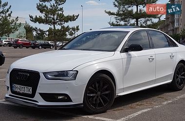 Седан Audi A4 2014 в Николаеве