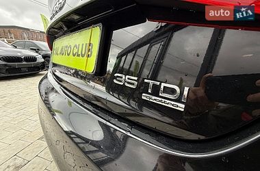 Седан Audi A4 2014 в Львові