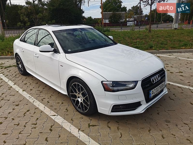 Седан Audi A4 2015 в Луцьку