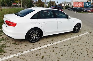 Седан Audi A4 2015 в Луцьку