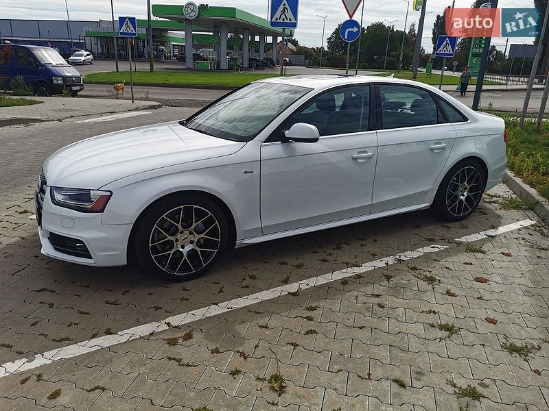 Седан Audi A4 2015 в Луцьку