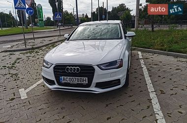Седан Audi A4 2015 в Луцьку