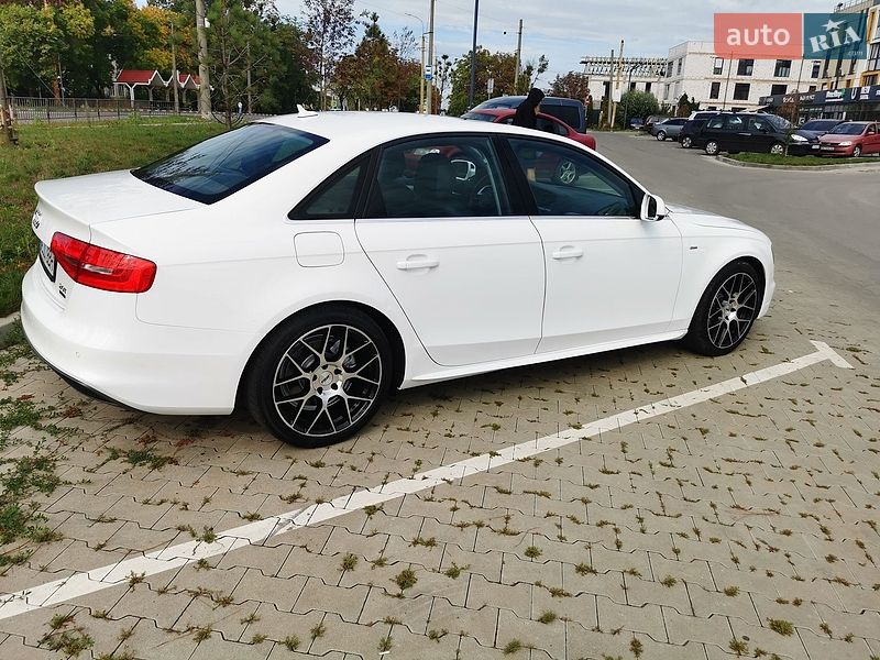 Седан Audi A4 2015 в Луцьку