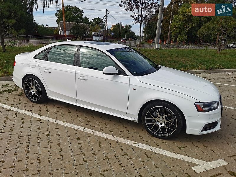 Седан Audi A4 2015 в Луцьку