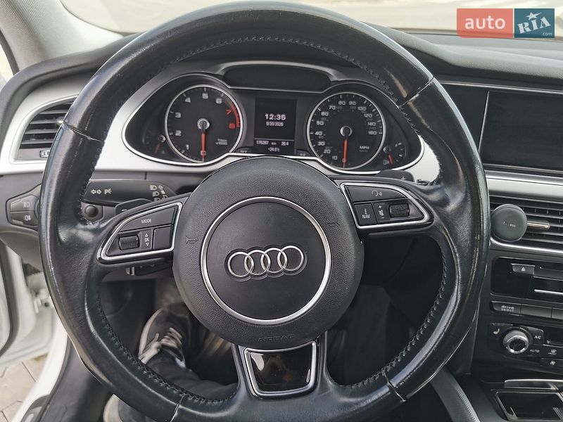 Седан Audi A4 2015 в Луцьку