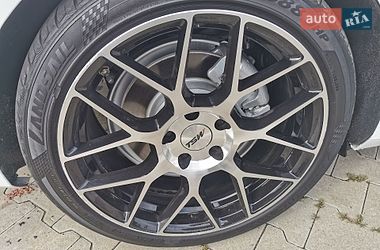 Седан Audi A4 2015 в Луцьку