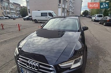 Седан Audi A4 2016 в Киеве