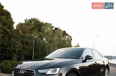Седан Audi A4 2019 в Кременчуге