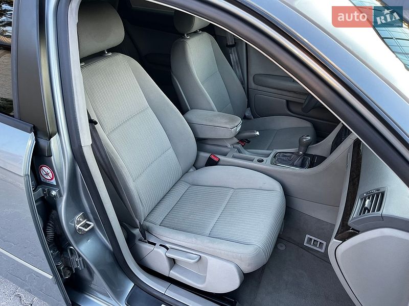 Універсал Audi A4 2005 в Львові