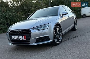 Седан Audi A4 2018 в Луцке