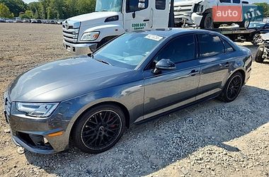 Audi A4 2019