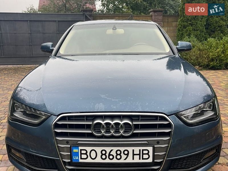 Седан Audi A4 2015 в Киеве