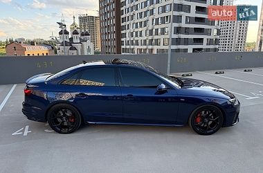 Седан Audi A4 2021 в Києві