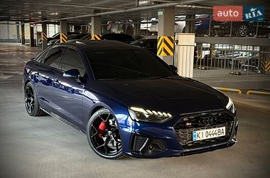 Седан Audi A4 2021 в Києві