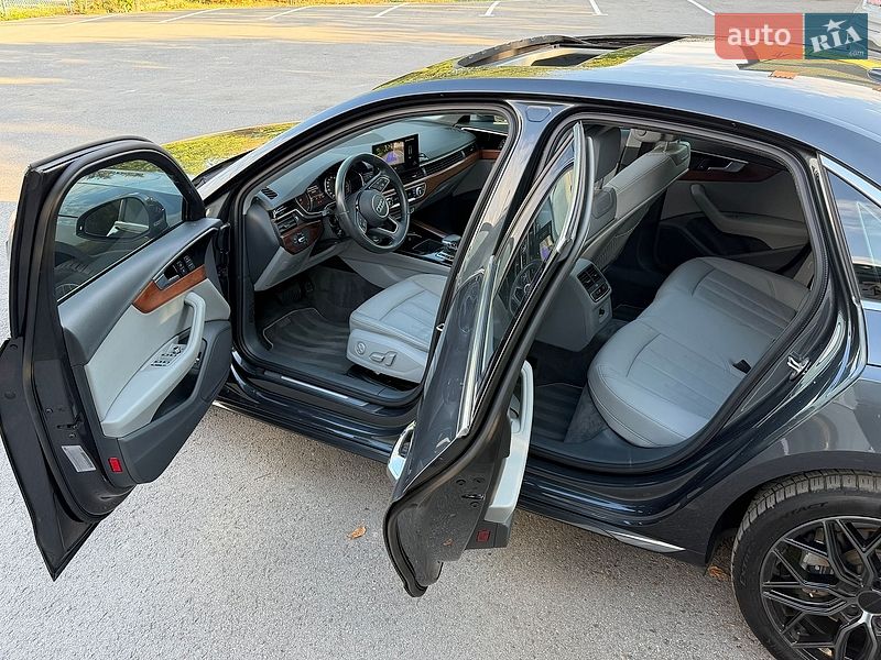 Седан Audi A4 2020 в Львові