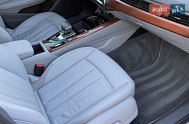 Седан Audi A4 2020 в Львові