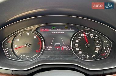 Седан Audi A4 2020 в Львові