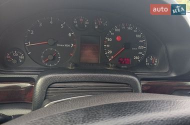 Седан Audi A4 1996 в Городку
