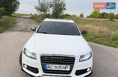 Универсал Audi A4 2010 в Нововолынске
