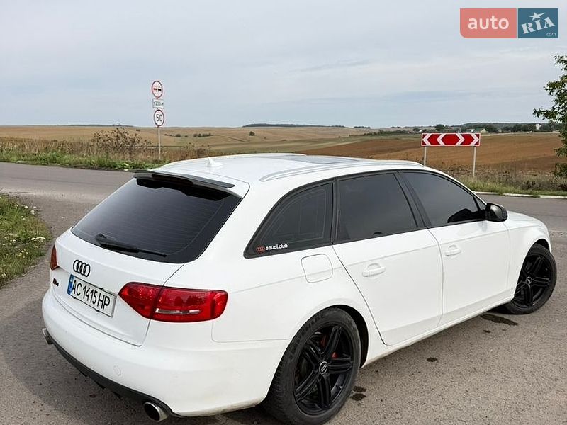 Универсал Audi A4 2010 в Нововолынске