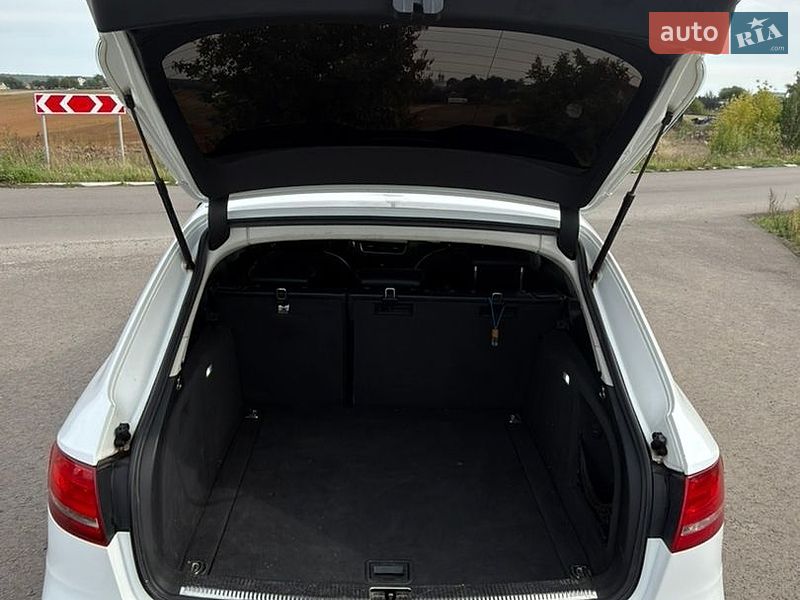 Универсал Audi A4 2010 в Нововолынске