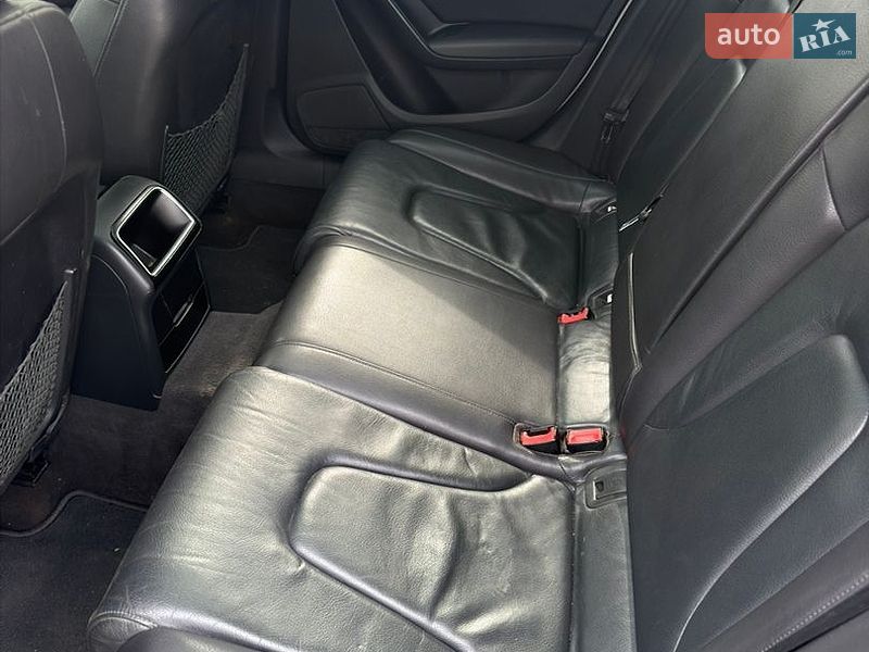 Универсал Audi A4 2010 в Нововолынске