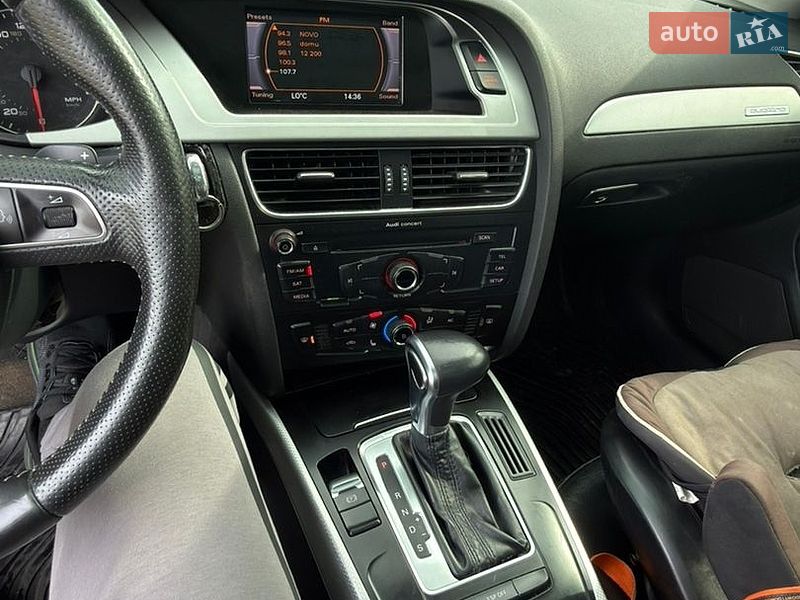 Универсал Audi A4 2010 в Нововолынске