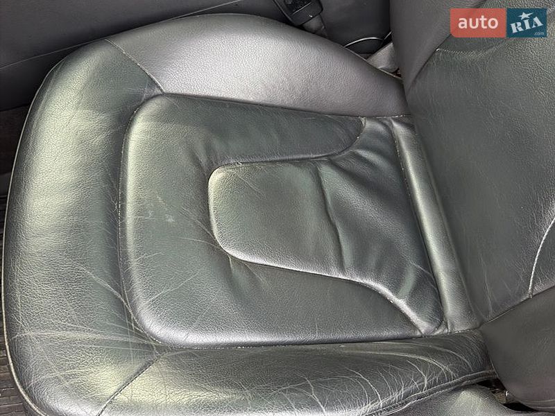 Универсал Audi A4 2010 в Нововолынске