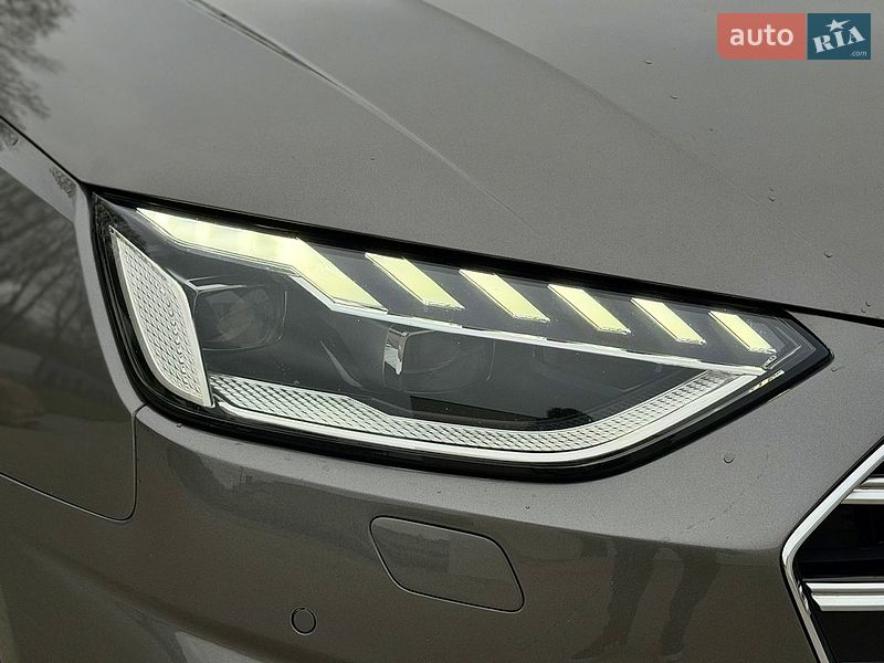 Універсал Audi A4 2022 в Луцьку