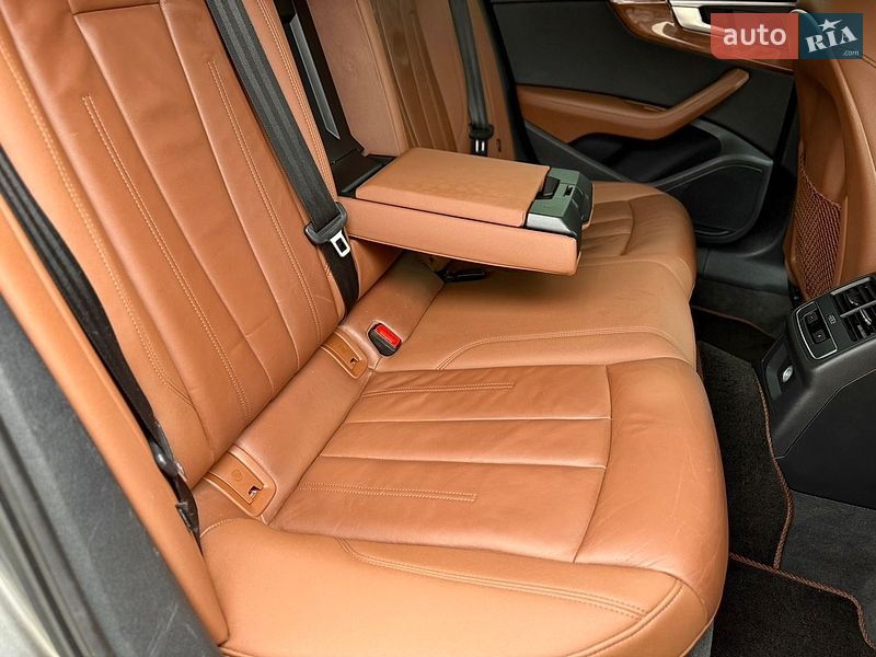 Універсал Audi A4 2022 в Луцьку